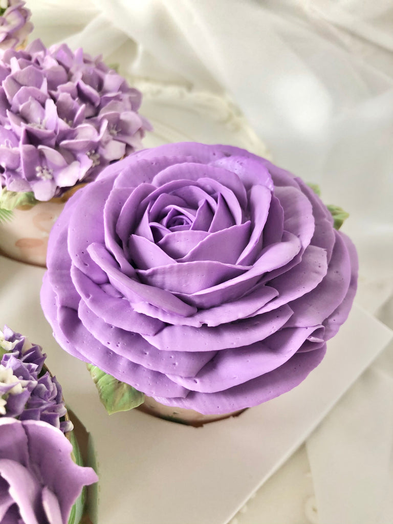 Purple Garden Cupcake Box (Light Purple with Iris Style)