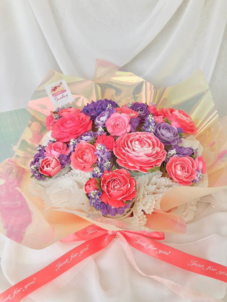 Sweet Love Cupcake Bouquet