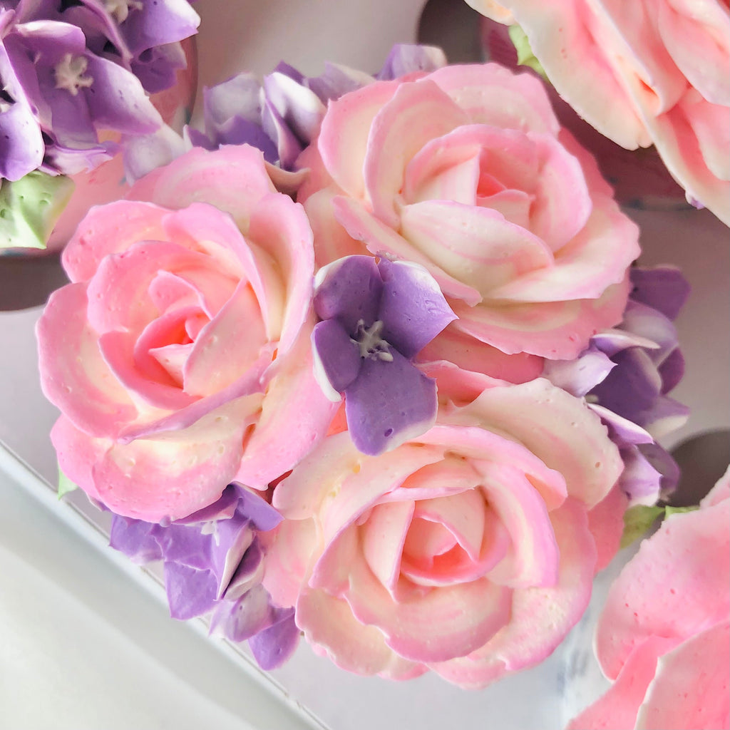 Classic Roses Cake