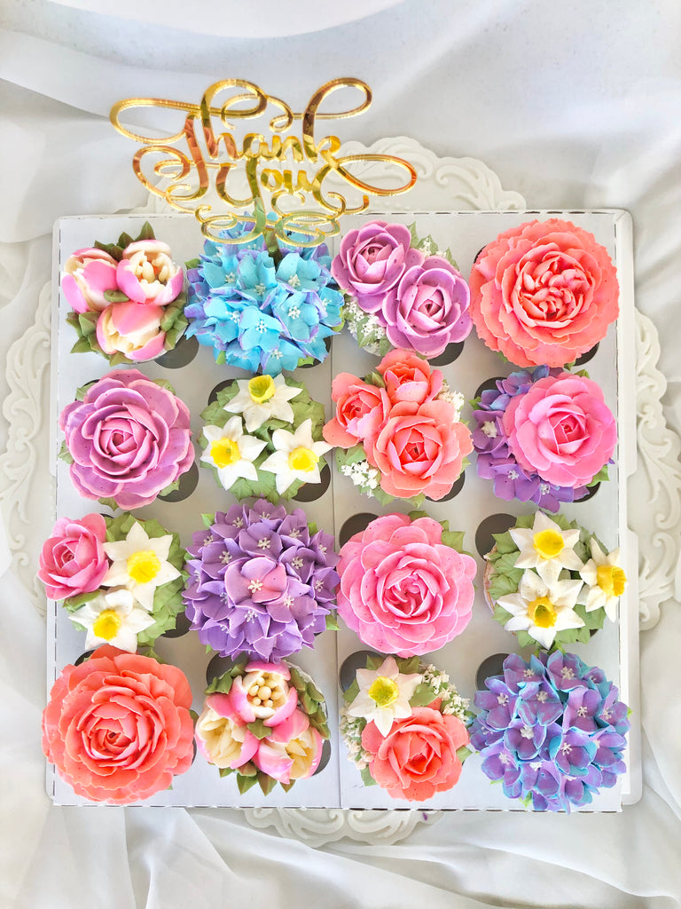 NEW Happy Blossoms 16 Mini Cupcake Box