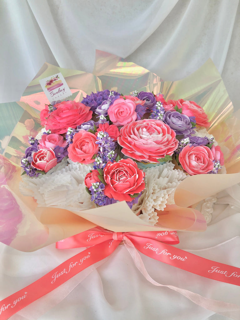 Sweet Love Cupcake Bouquet