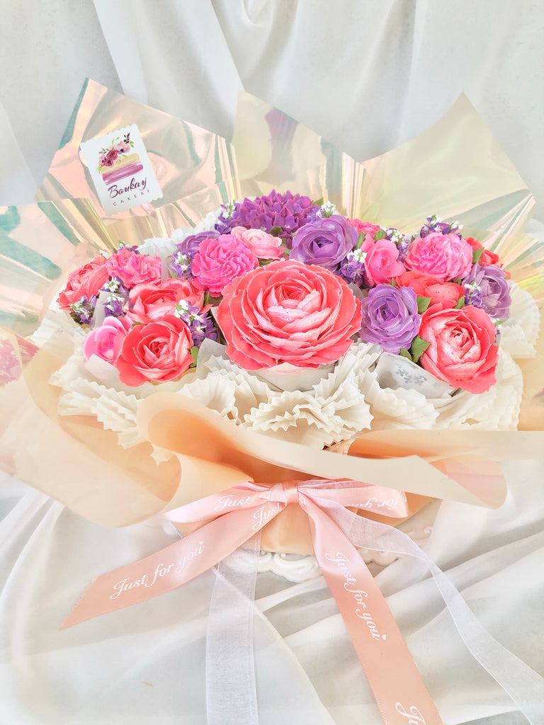 Sweet Love Cupcake Bouquet