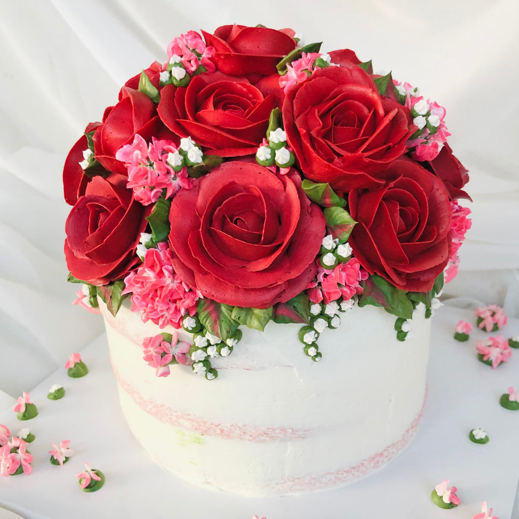 Classic Roses & Hydrangea Cake